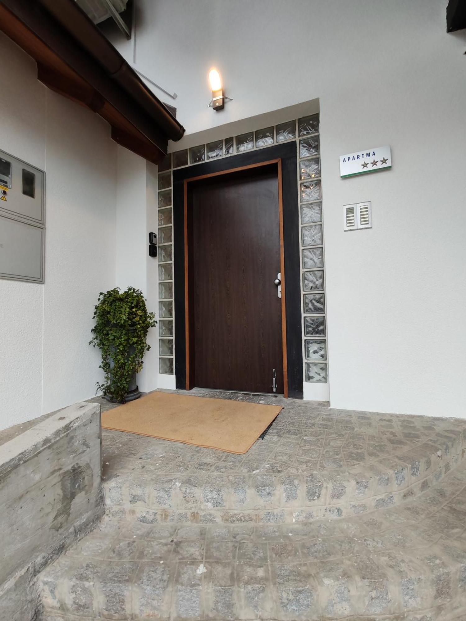 Lucky Center Ljubljana Διαμέρισμα Εξωτερικό φωτογραφία
